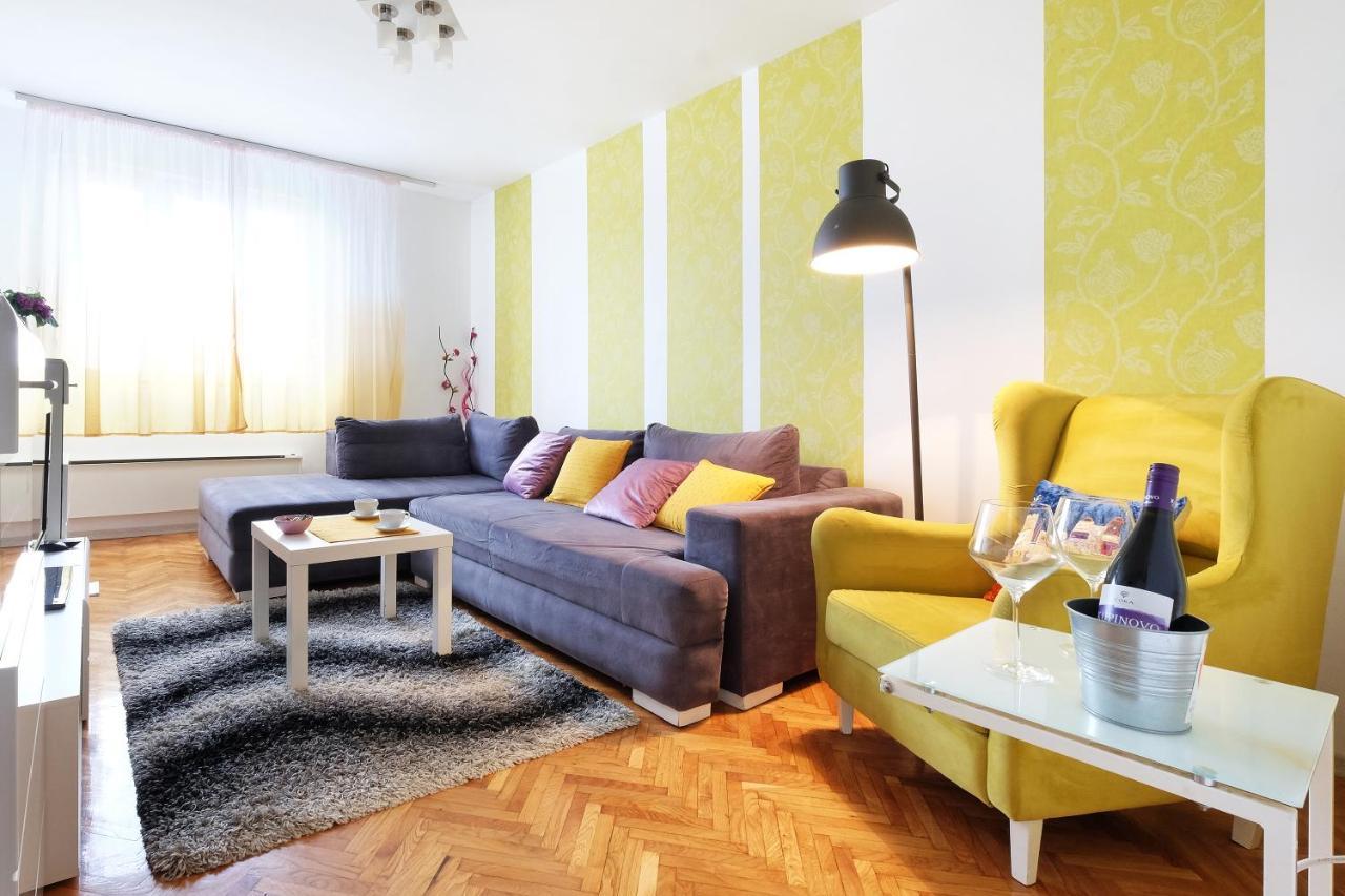 Apartment Paradise Fantasy เบลเกรด ภายนอก รูปภาพ
