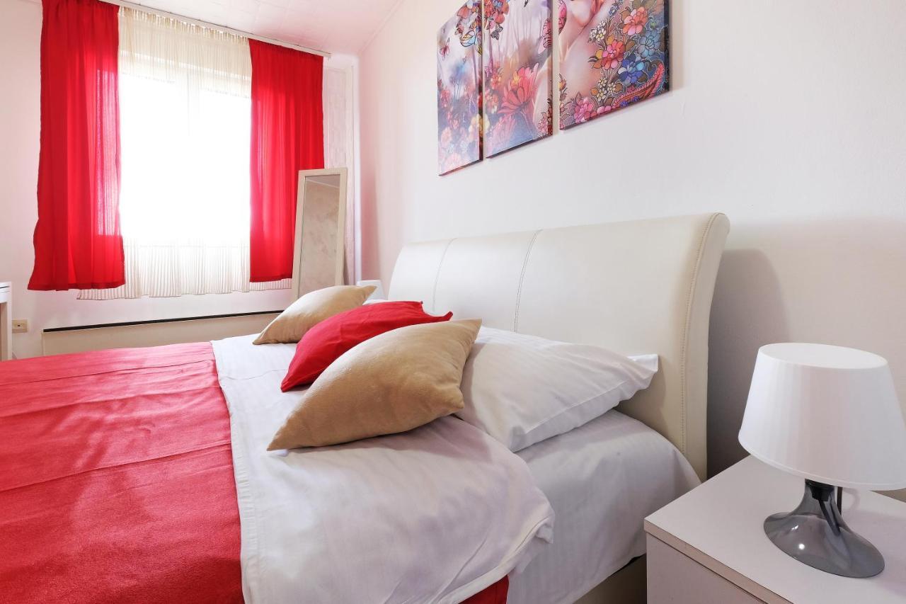 Apartment Paradise Fantasy เบลเกรด ภายนอก รูปภาพ